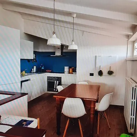 Casa Vacanza Da Menan Castelnuovo Magra Extérieur photo
